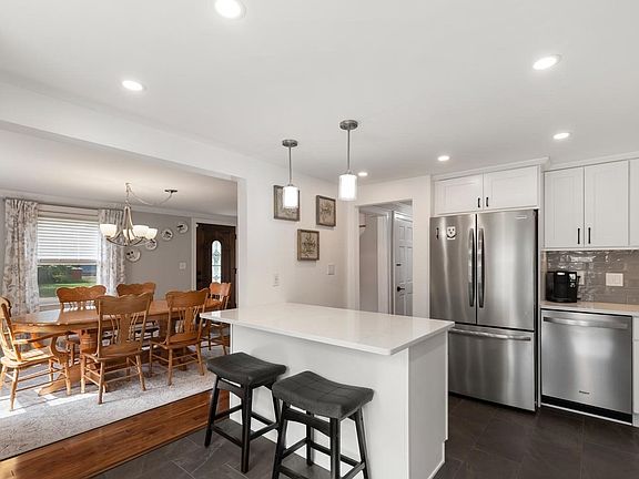 5th image of 33 Griffin Rd