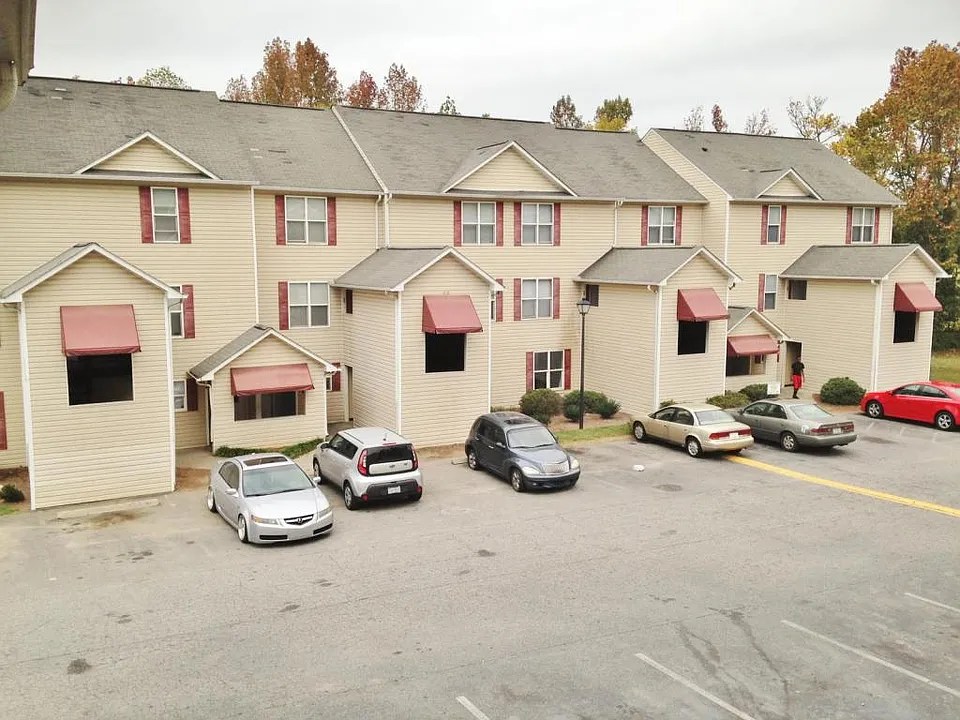 310 Ardale Dr #1B