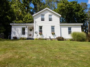 610 Hackett St, Ionia, MI