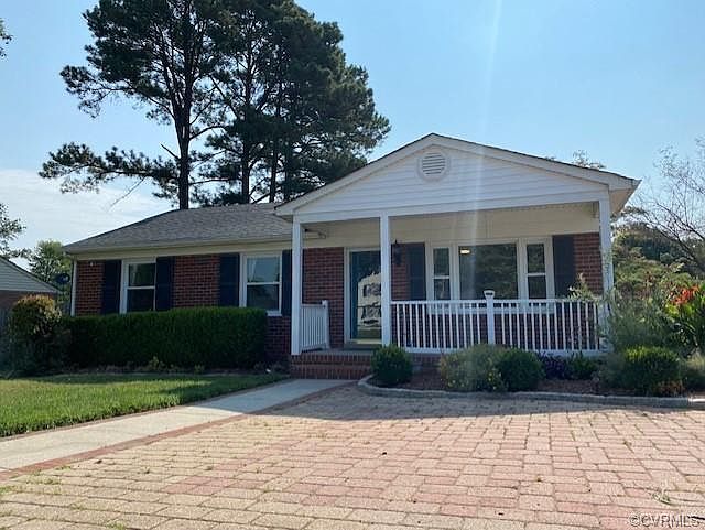 1st image of 4005 W End Dr