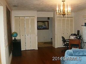 3rd image of 1414 N Beach St
