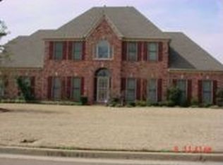 2915 Cotton Plant Rd, Germantown, TN 38138
