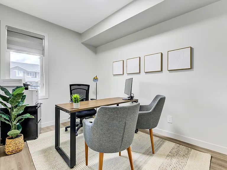 5394 Admiral Girouard St NW — Photo 14