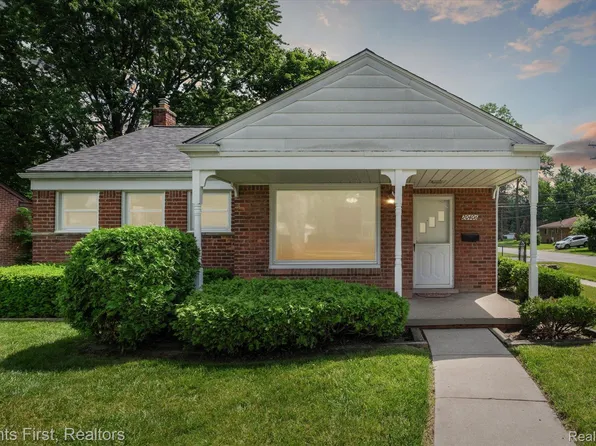 20406 Sumner, Redford, MI 48240