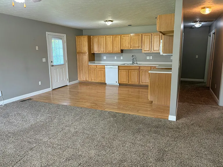 117-119 Valley Forge Ct #119 — Photo 3