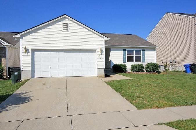 1st image of 821 Lost Trail Cir