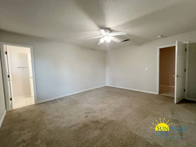 223 Westview Dr — Photo 14