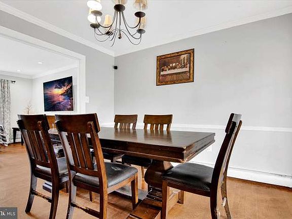 4th image of 13907 Grove Ct #1