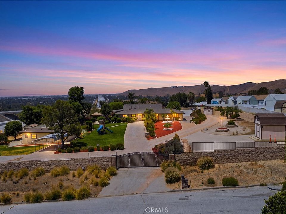 1st image of 8931 Granite Hill Dr