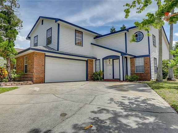 3rd image of 6611 Piccadilly Ln