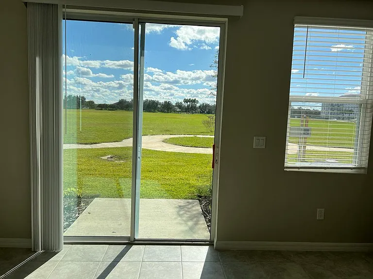 7627 Momentum Pkwy — Photo 7