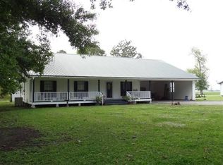 12409 Back Rd, Jeanerette, LA 70544