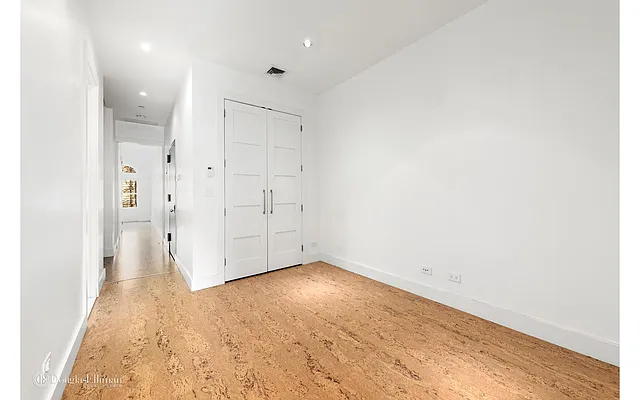 Rented by Douglas Elliman | media 33