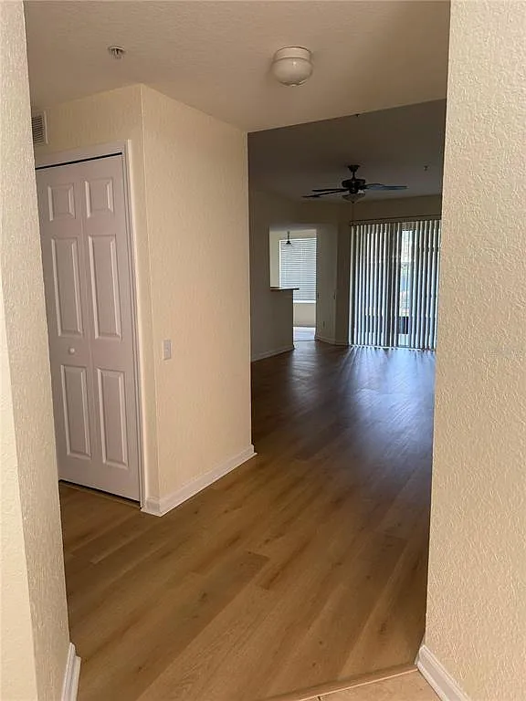 2 bed, 2.0 bath, 1438 sqft, $2,100 — Photo 4