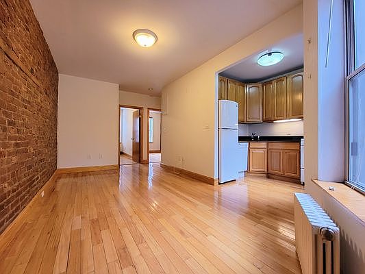 1st image of 421 E 65th St APT 23