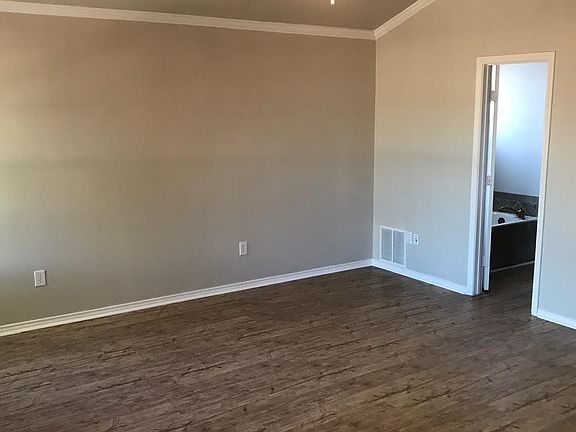 2nd image of 10607 Elkhart Ave