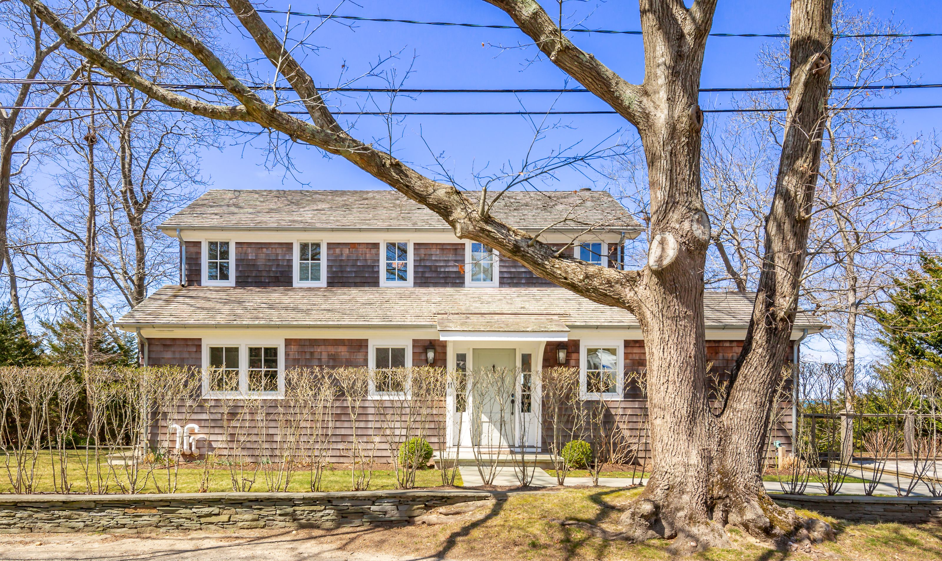 11 Breeze Hill Rd, East Hampton, NY 11937 Out East