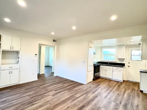 397 S. Sierra Madre Blvd., 397 S Sierra Madre Blvd APT A, Pasadena, CA 91107
