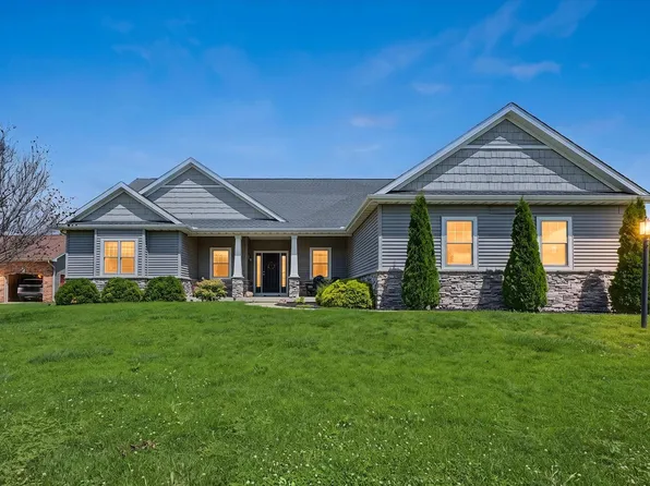 100 Weldon Springs Rd, Monticello, IL 61856