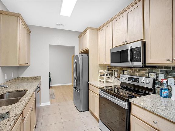 4th image of 1208 Bella Cara Ct