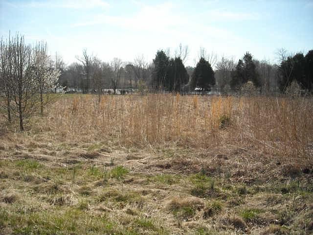 2nd image of 6 Sunrise Cir