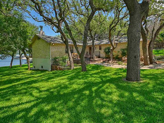 4th image of 1110 S Rockwood Drive