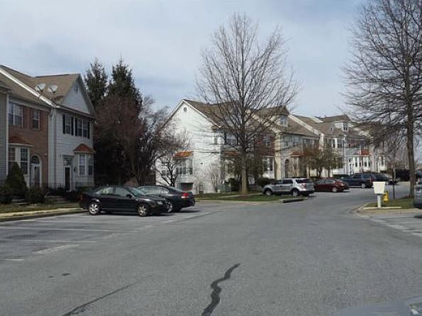 2nd image of 2607 Caulfield Ct