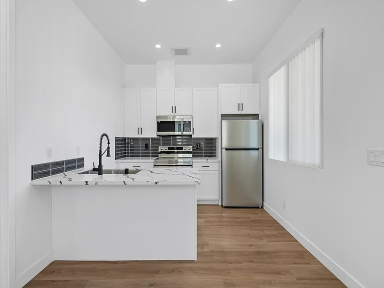 2872 Preece St #2 — Photo 2