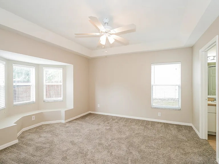 3202 Shamrock Park Pl — Photo 10