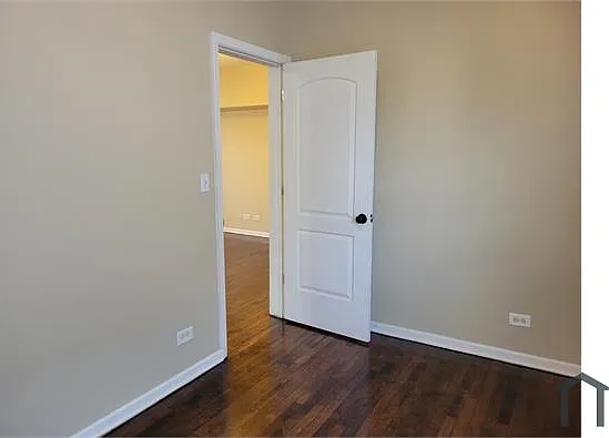311 W 107th Pl — Photo 15