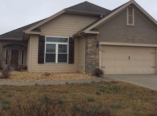 410 S Prewitt St, Nevada, MO 64772