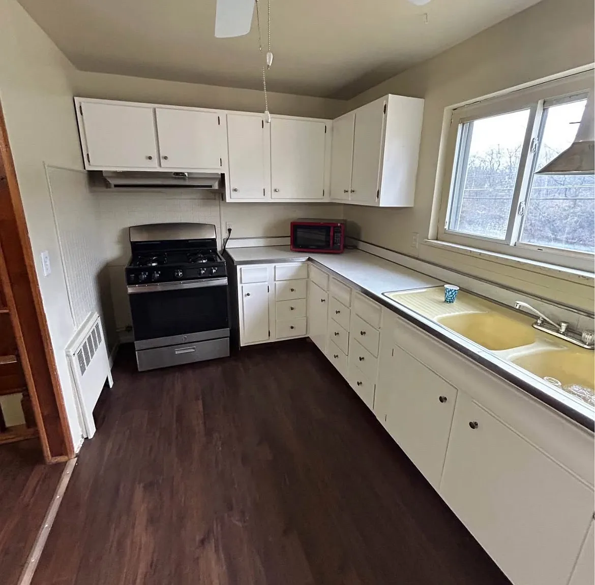 2264 Westwood Northern Blvd — Photo 4