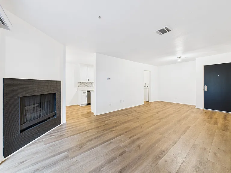 Alur Apartments — Photo 25