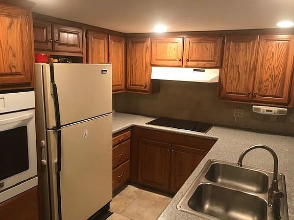4th image of 1306 W Birch Dr