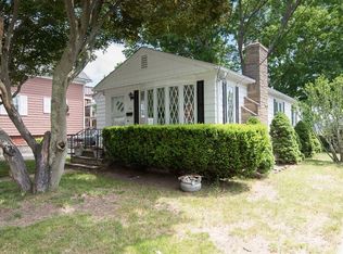 111 Paul St, Providence, RI 02904