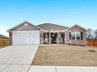 118 Stinson St, Elkins, AR 72727