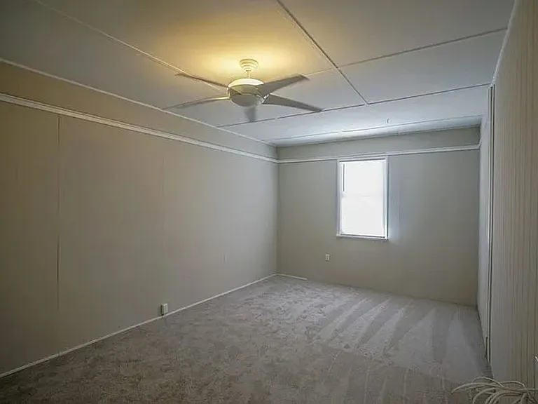 112 Old Meadowbrook Dr — Photo 12