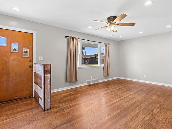 5th image of 3228 Avenue G
