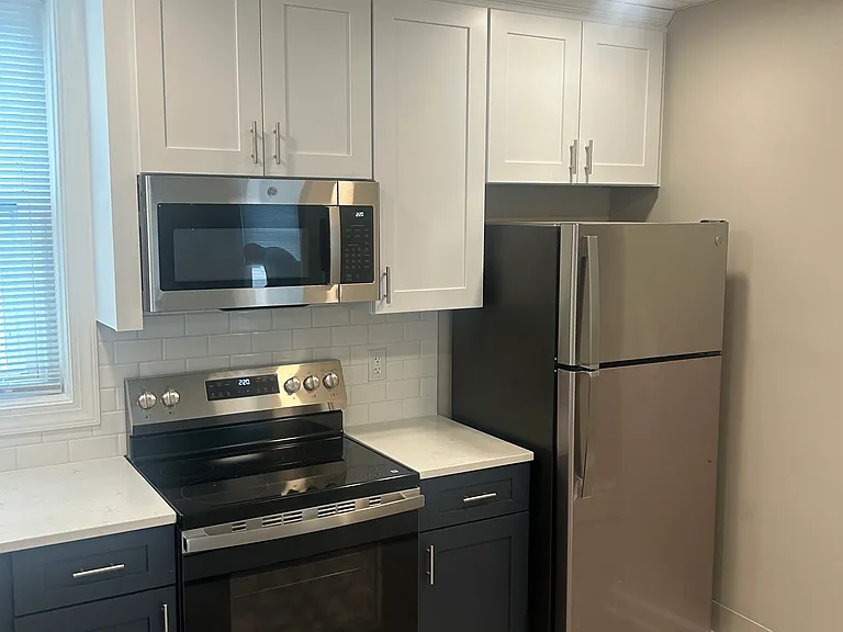33 W Main St #8-1 — Photo 4