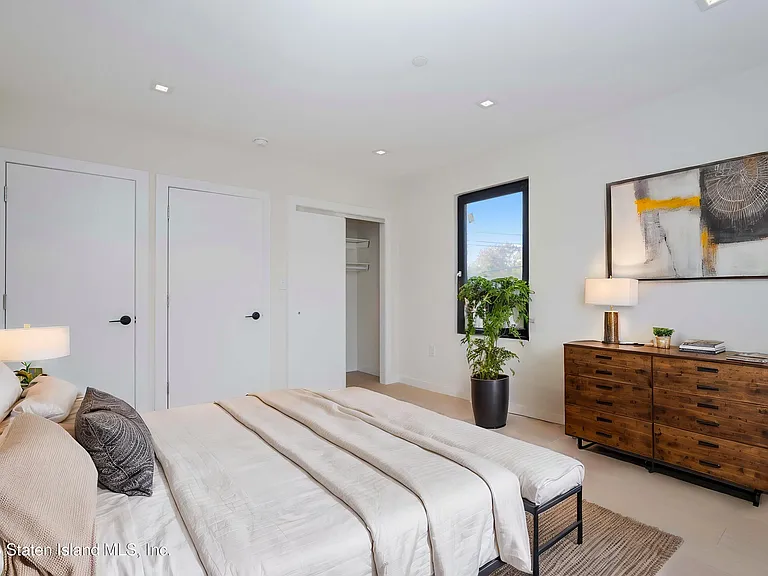 19-23 Foster Rd — Photo 18