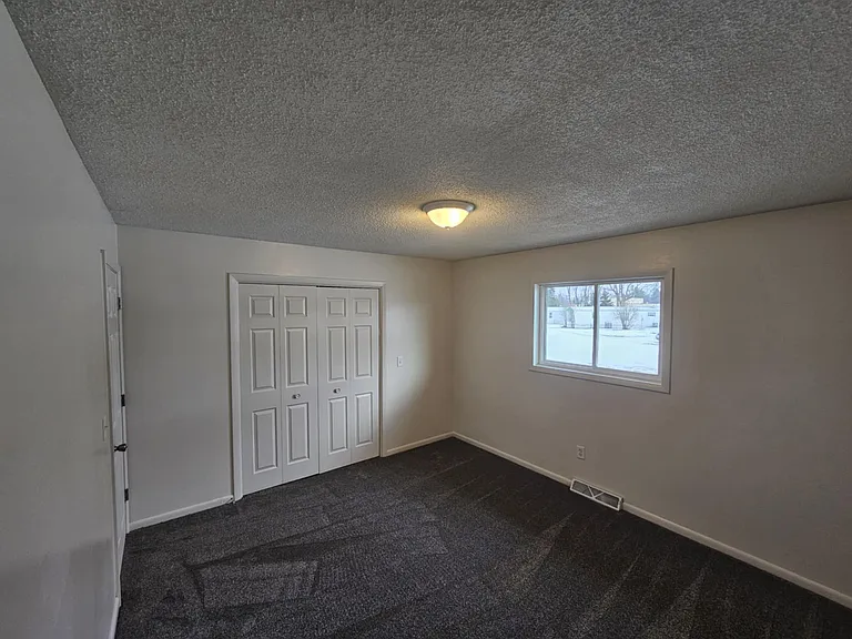 8017 Steffes St — Photo 5