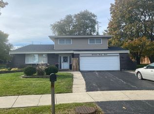 1797 W Goldengate Ct, Addison, IL 60101