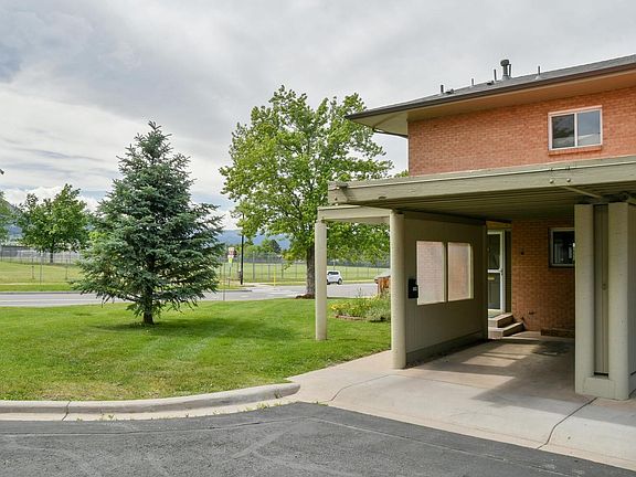 2nd image of 1540 Chambers Dr