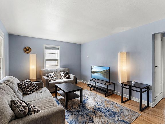 5th image of 5021 Camden Ave N