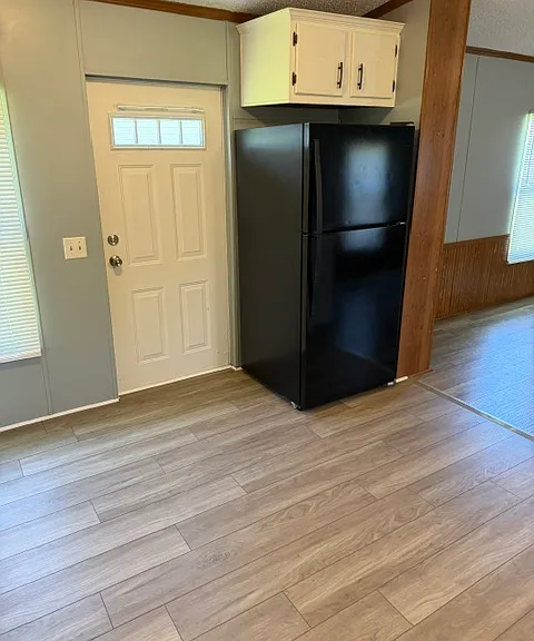 300 Lake Rd #19 — Photo 16