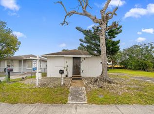 717 SE Bahama Ave, Stuart, FL 34994