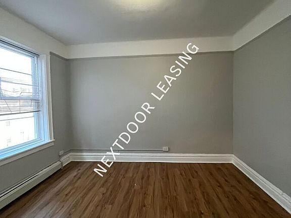 5th image of 5 Morton Pl #2M