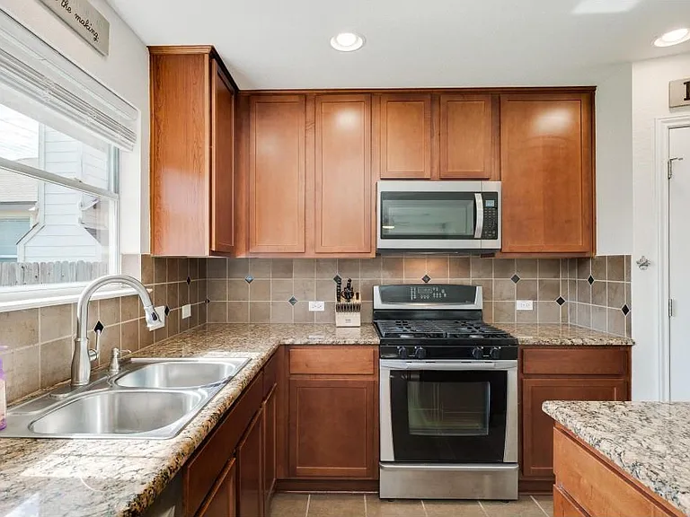 14205 Willow Tank Dr — Photo 20