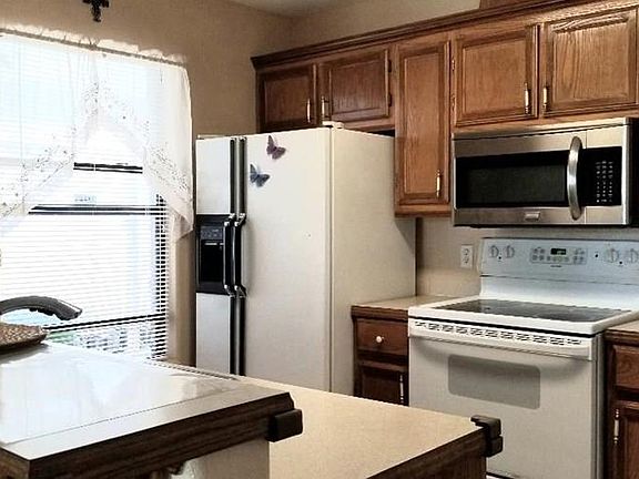 4th image of 3083 Aberdeen Dr