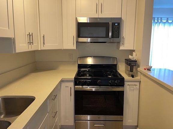 5th image of 226 15th St